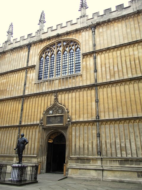 Entrance to Bodleian Library, Oxford. Photo by J.F.Penn