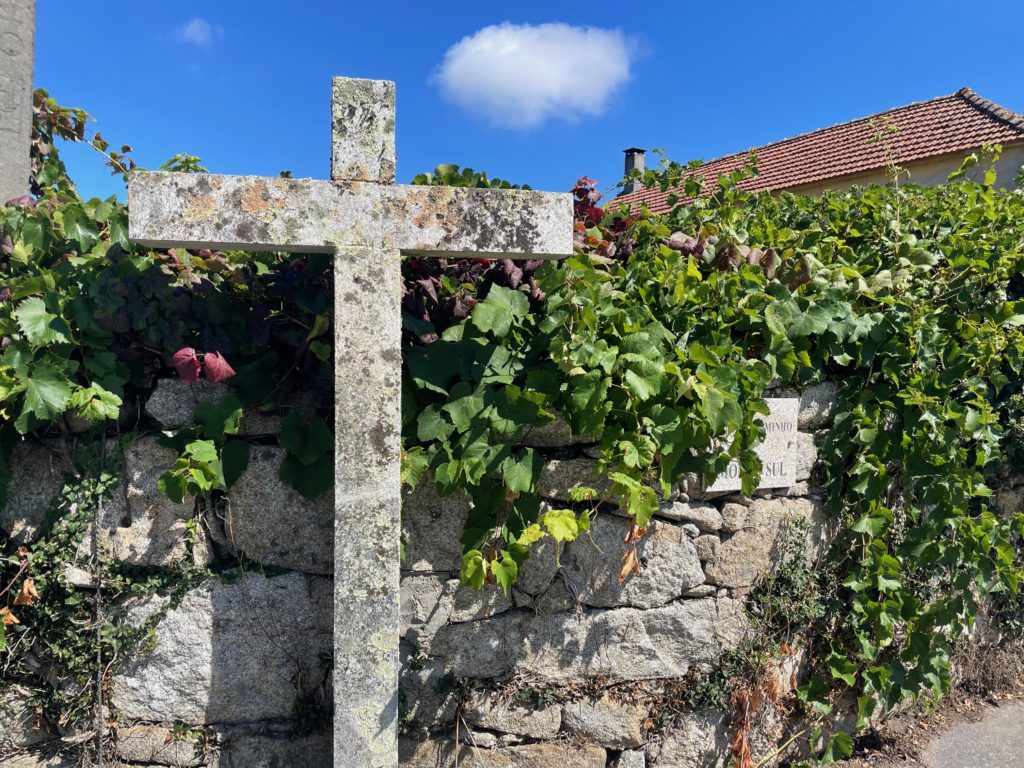 Cross by the road at Chafe Portugal Photo by JFPenn