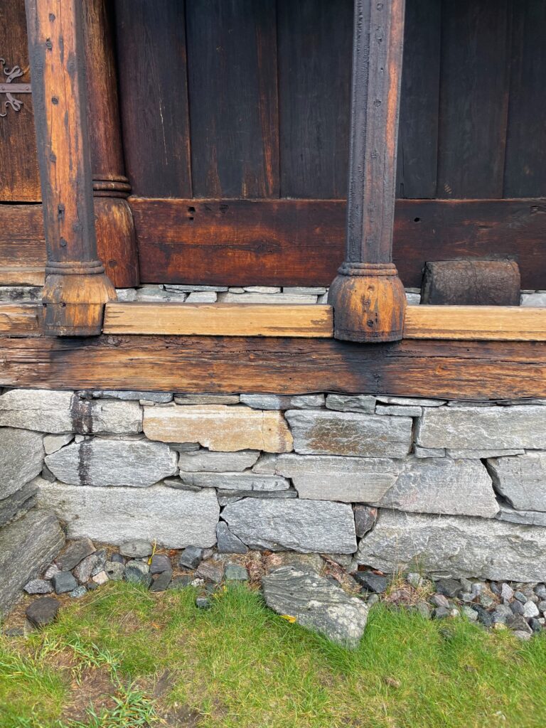 Urnes Stave church architecture, Photo by JFPenn