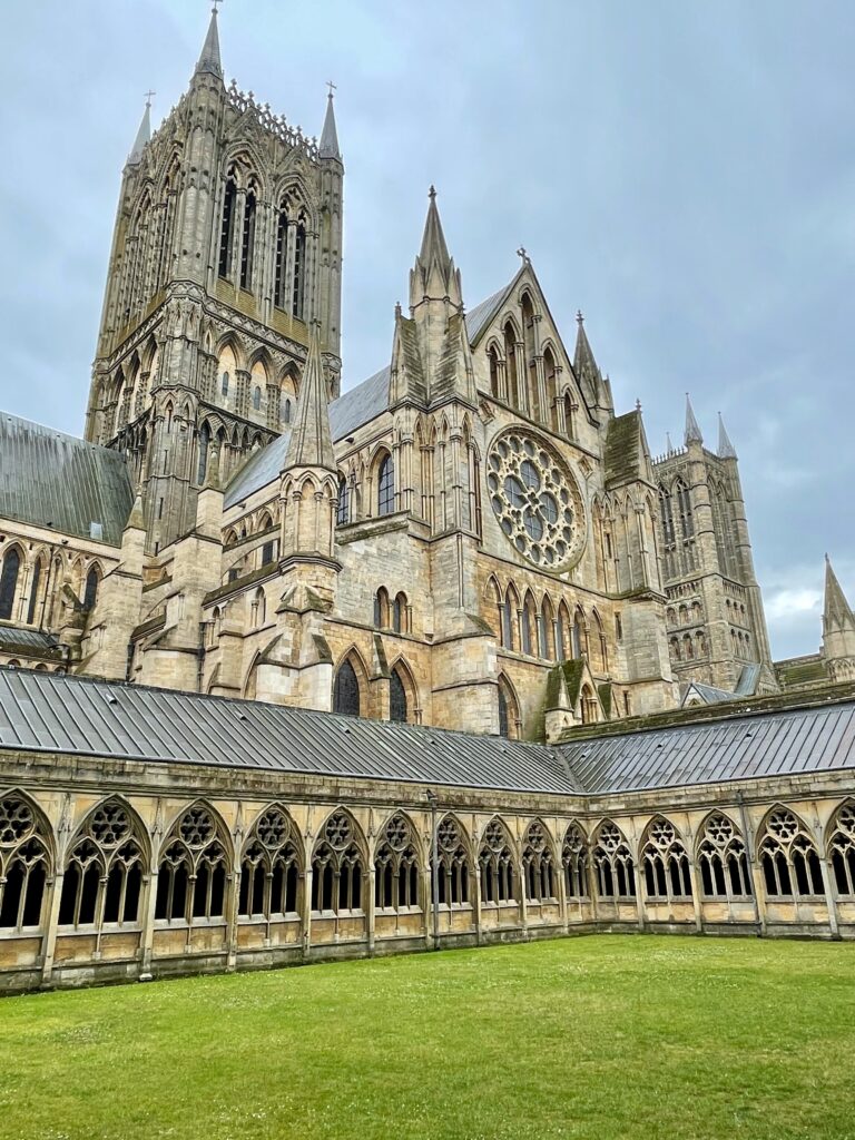 Lincoln Cathedral from cloisters Photo by JFPenn